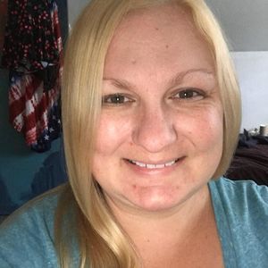 Meet your Posher, Laurie